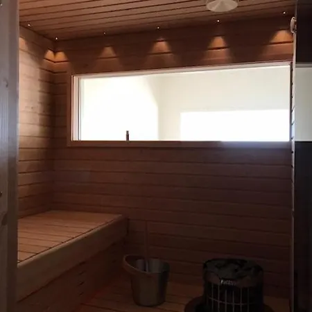 アパート Sunbeach With Seaview And Sauna